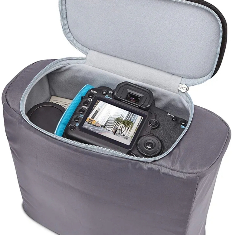 Thule Covert DSLR backpack - Picture 2 of 9